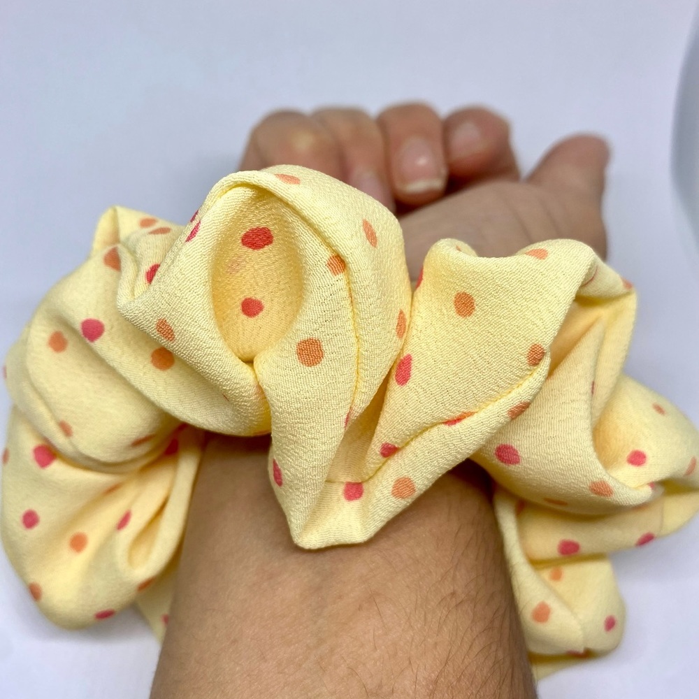 Yellow dot Scrunchie - Picture 3 of 3